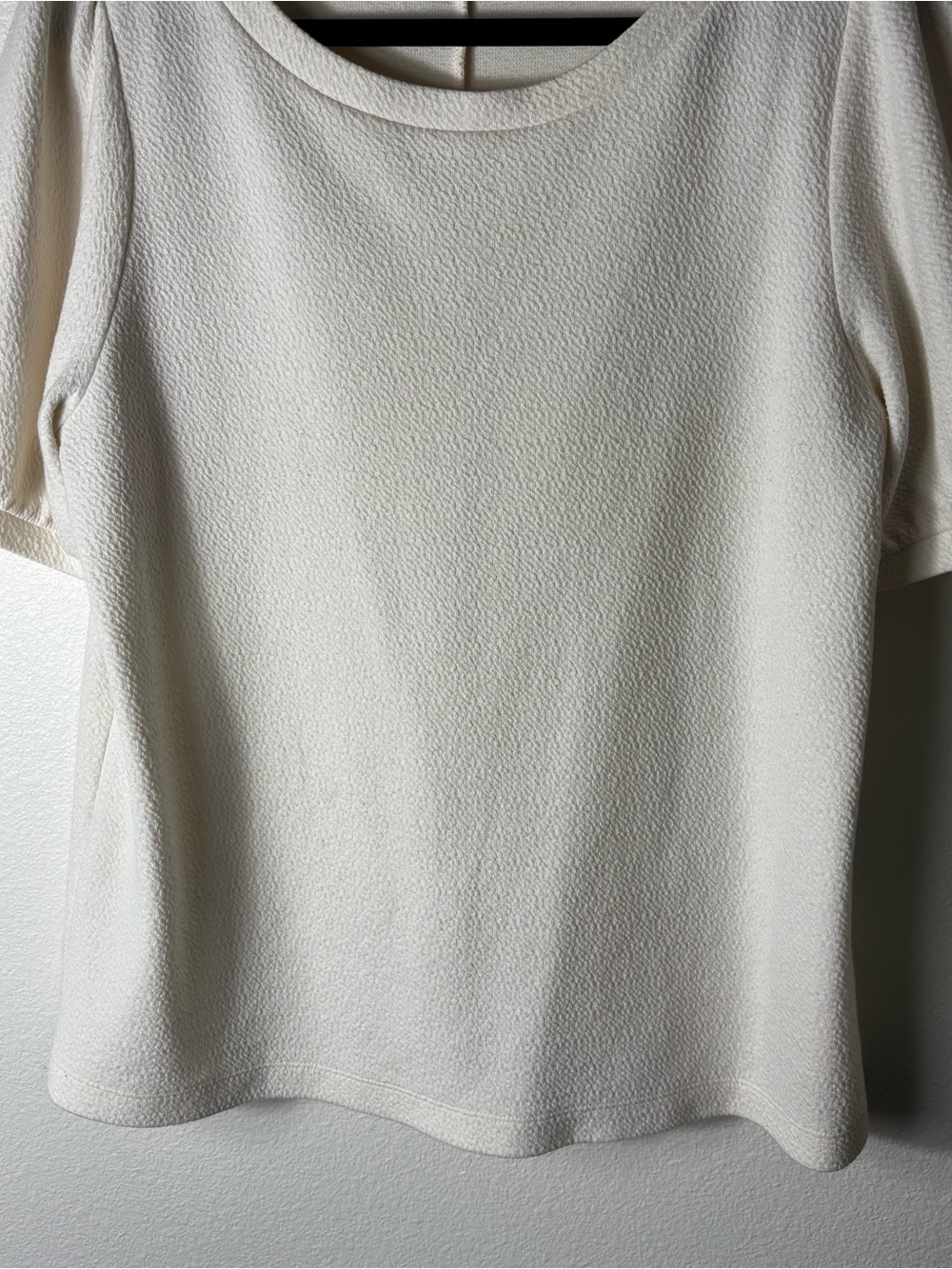 LOFT Large Ivory Textured Knit Puff Sleeve Top Keyhole Back Blouse - Picture 3 of 6